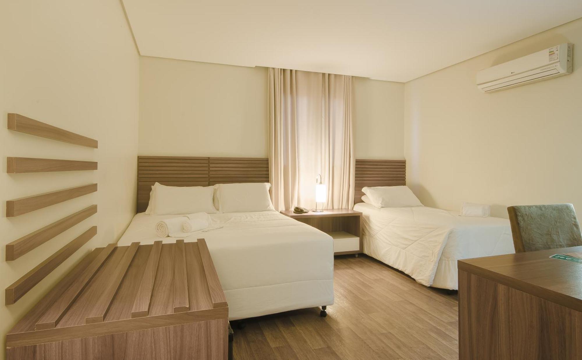 Umbu Hotel Porto Alegre - Centro Historico - Prox Aeroporto 15Min מראה חיצוני תמונה