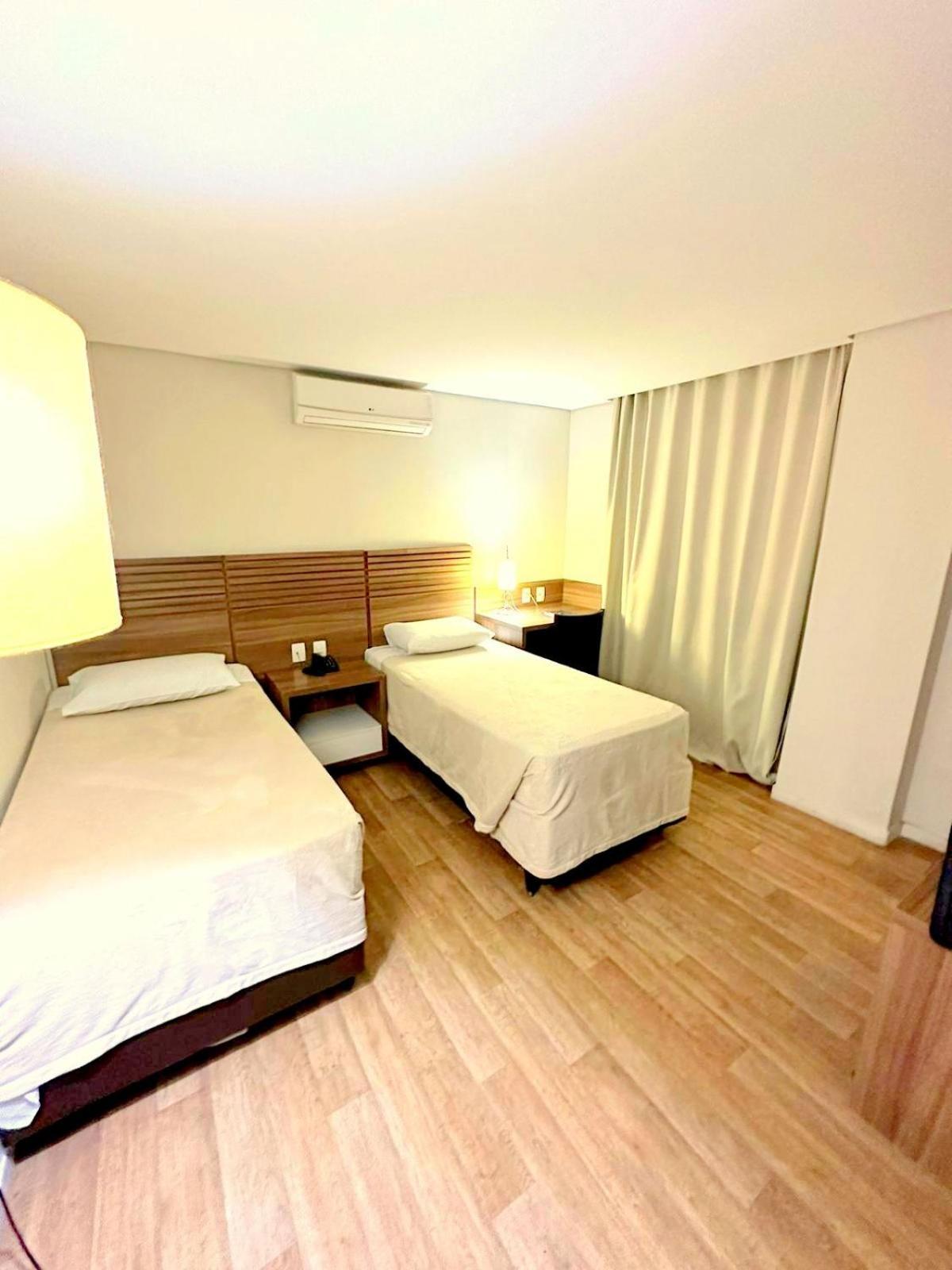 Umbu Hotel Porto Alegre - Centro Historico - Prox Aeroporto 15Min חדר תמונה
