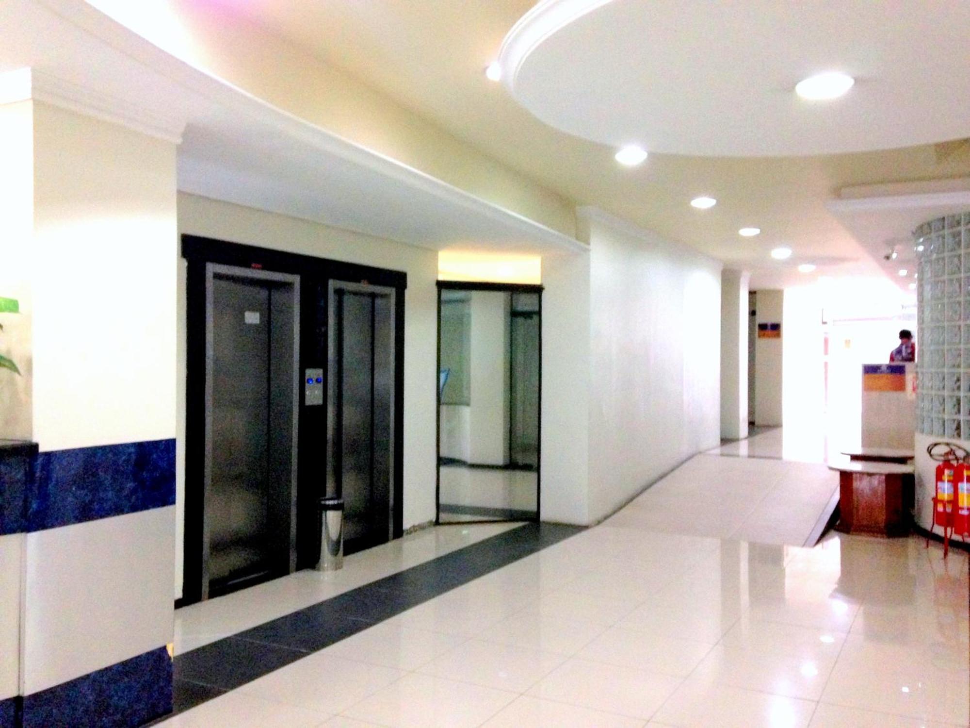 Umbu Hotel Porto Alegre - Centro Historico - Prox Aeroporto 15Min מראה חיצוני תמונה