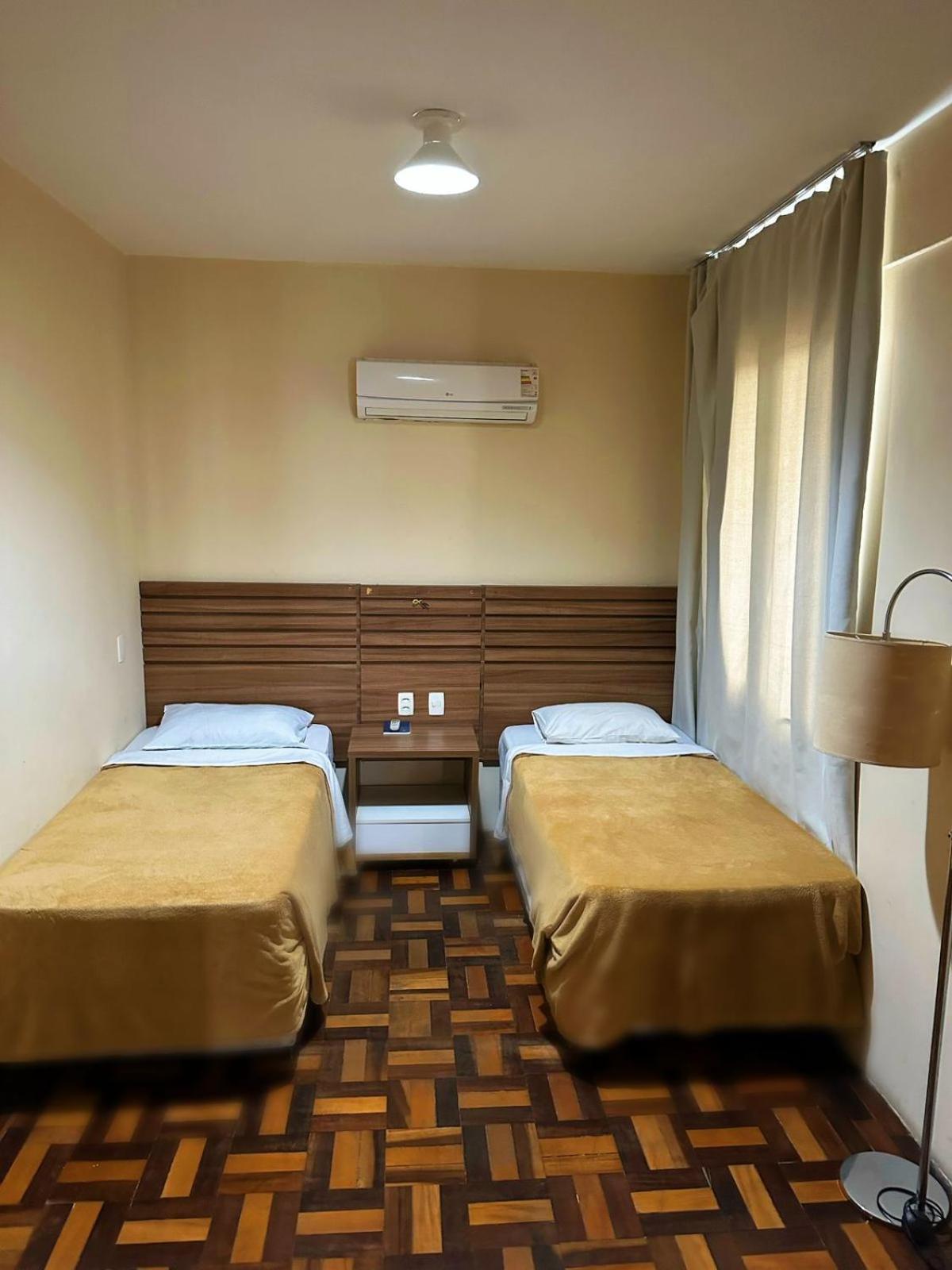 Umbu Hotel Porto Alegre - Centro Historico - Prox Aeroporto 15Min חדר תמונה