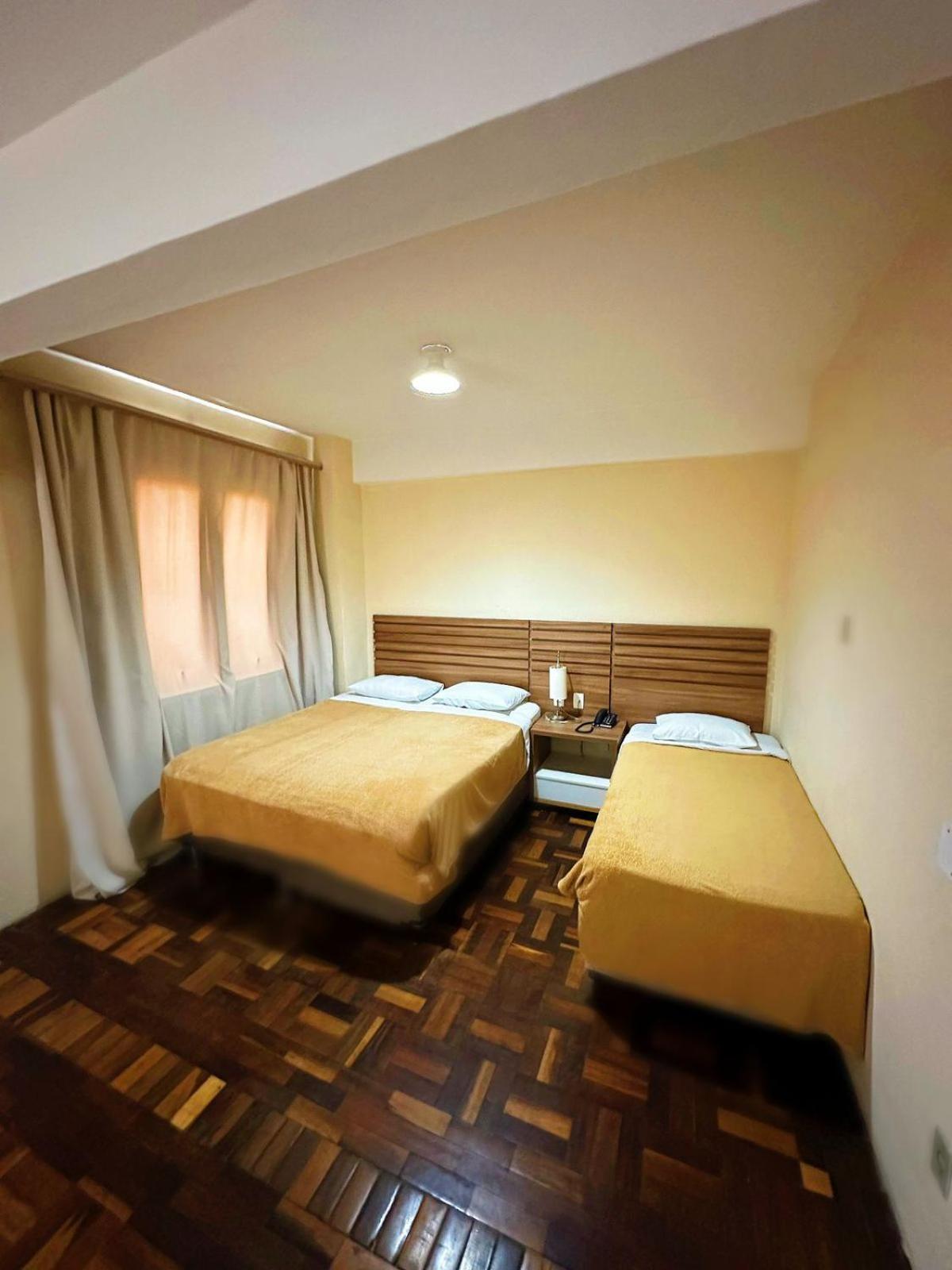 Umbu Hotel Porto Alegre - Centro Historico - Prox Aeroporto 15Min חדר תמונה