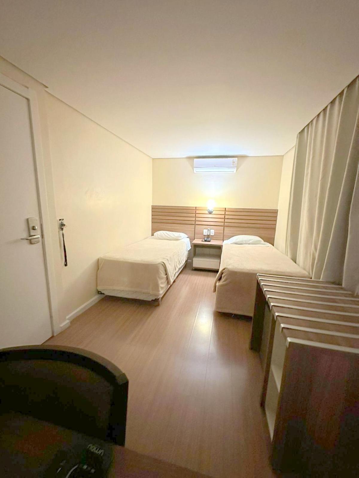 Umbu Hotel Porto Alegre - Centro Historico - Prox Aeroporto 15Min חדר תמונה